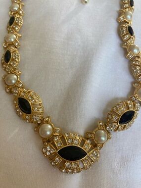 Timeless Chic Vintage Gold Tone Necklace with Black & Clear Stones